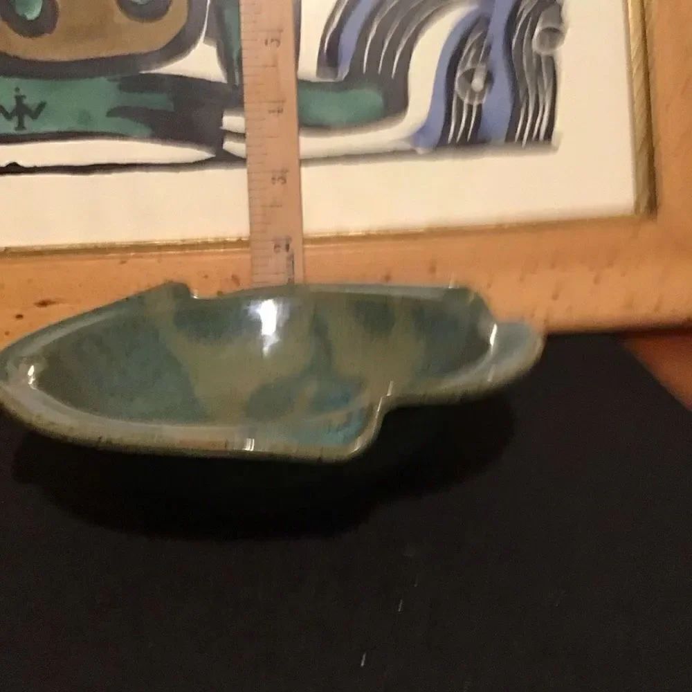 ￼ Bowl vintage pottery from estate sale, signed